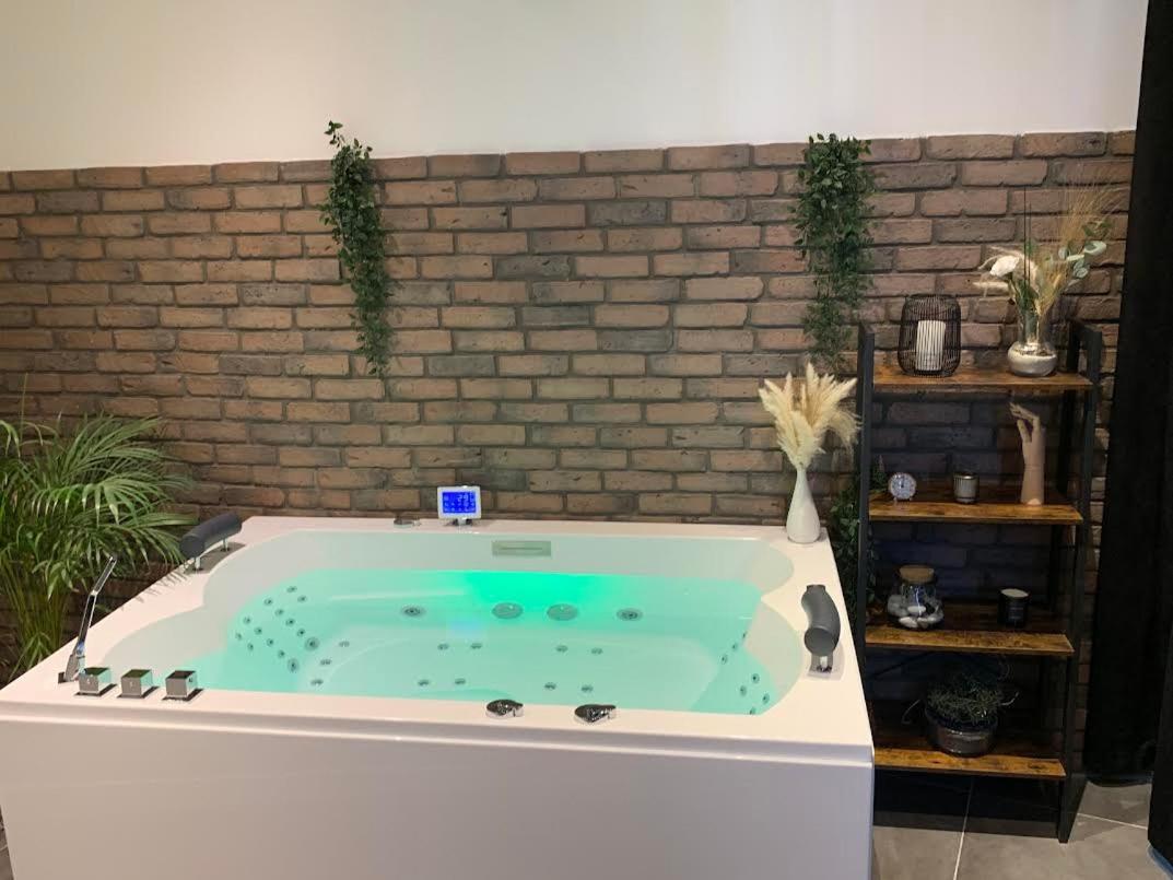 V' Appart Spa Troyes Dış mekan fotoğraf